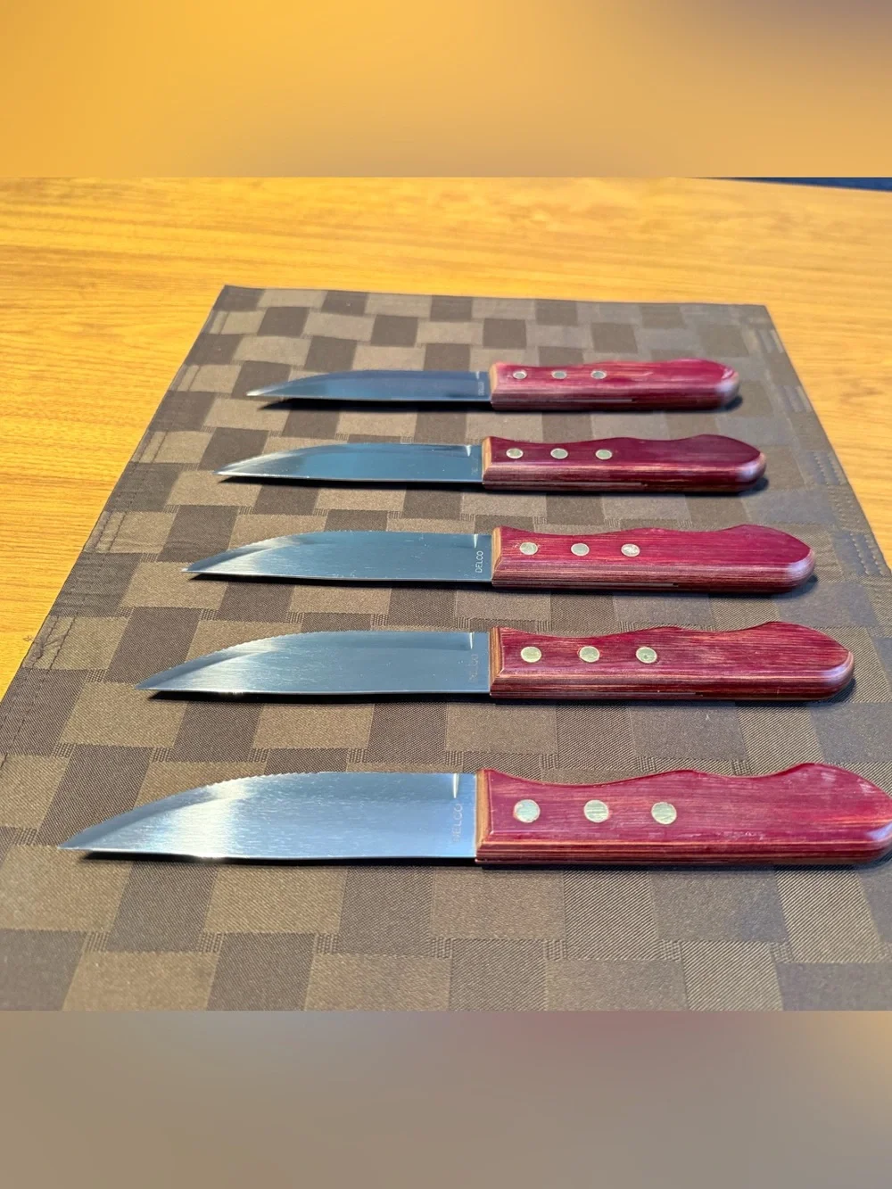 Individual Smith & Wollensky Steak House Walco Big Red Jumbo Steak Knife, 10”